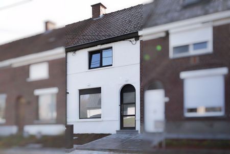 GERONOVEERDE WONING MET TWEE SLAAPKAMERS - Photo 3