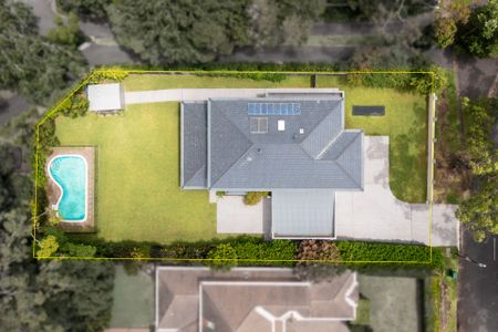 Modern Family Sanctuary - Pool & Garden Maintenance Included - Photo 5