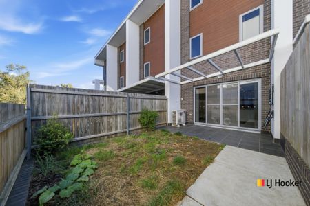 3 bedroom Townhouse in Central Location - Photo 5