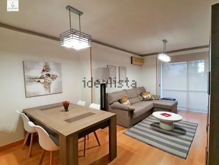 Alquiler de piso en Cortijo Alto - Photo 2