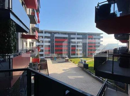 Apartament cu 2 camere, semidecomandat, 70 mp, terasa, zona Junior Residence - Photo 3