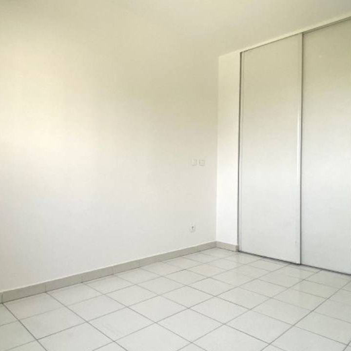 Location Appartement T4 - Photo 1