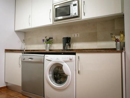 Carrer dEscalante, Valencia, Valencian Community 46011 - Photo 2