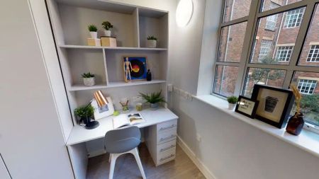 Silver Studio - Photo 5