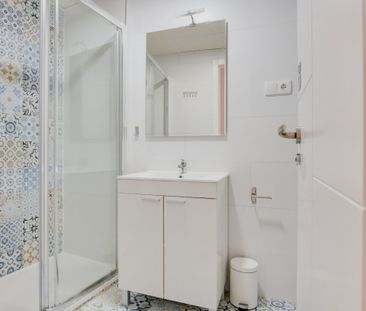 Room with double bed in Fernán Gonzalez Street - Photo 5