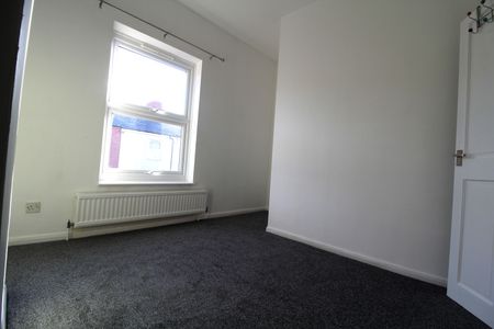 98 Wellington Street - Photo 4