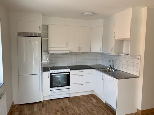 Småbrukets Backe, Huddinge - Photo 1
