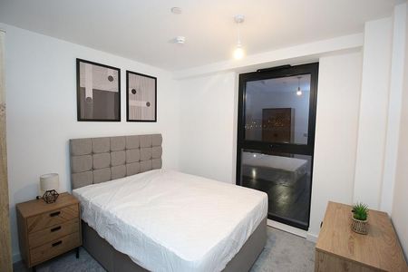 2 bedroom apartment to rent - Photo 4