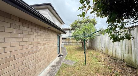 Family Home for Rent, Double Garage, fully fen... - Photo 5