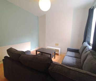 4 bedroom house to rent - Photo 3