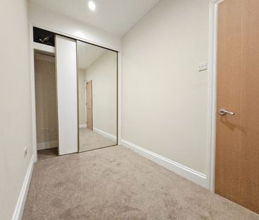 2 Bed Maisonette, Merton High St, SW19 - Photo 1