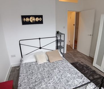 1 Bed Flat, Thornton Heath, CR7 - Photo 5