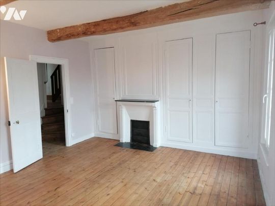 LUNERAY CENTRE - Photo 1