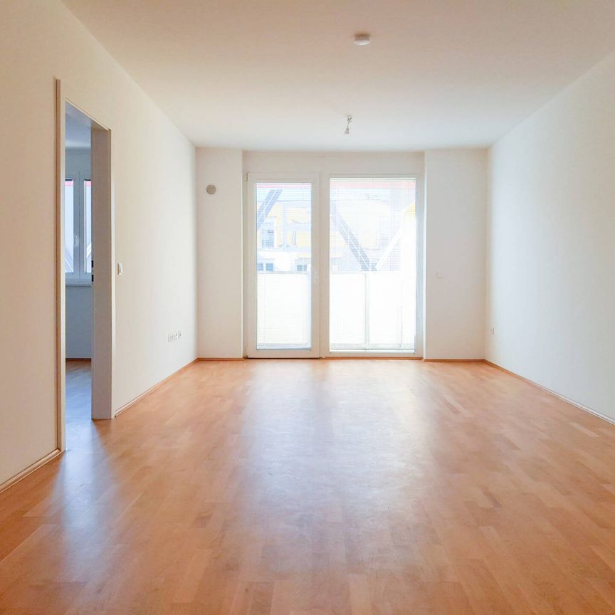 Großzügig geschnittene 2-Zimmerwohnung mit Balkon - Photo 1