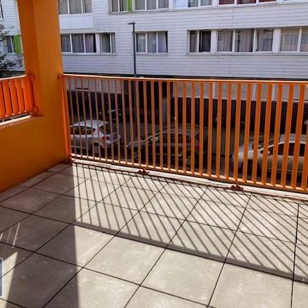 Location Appartement 3 pièces 65m² LILLE 59000 - Photo 4