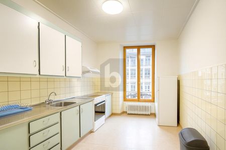 CHARME ET CONFORT AU CENTRE-VILLE - Photo 3