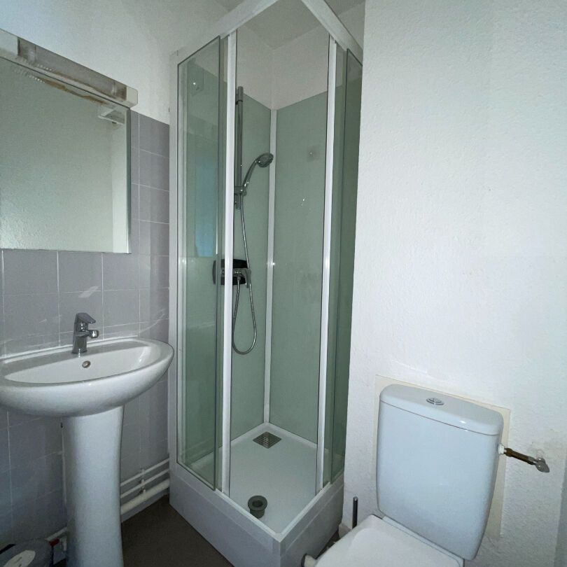 Location Appartement 1 pièce 18m² - Photo 1