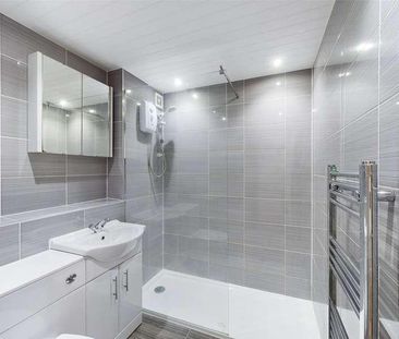 Manor Court, Urmston Lane, Stretford, Manchester, M32 - Photo 5