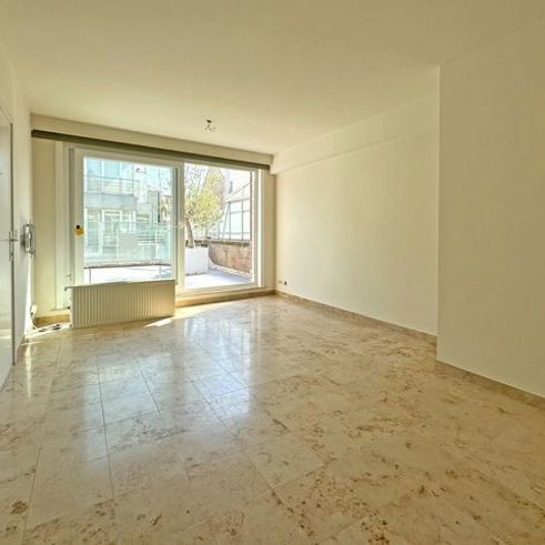 Appartement te huur - Photo 1