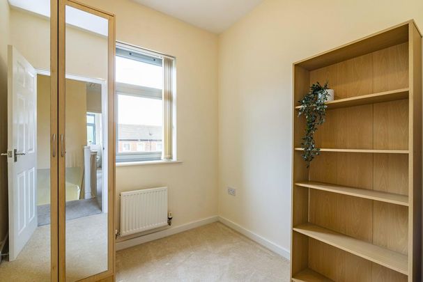 2 bedroom house to rent - Photo 1