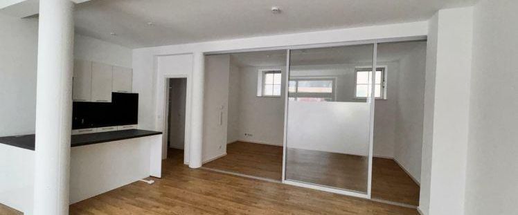 hochmoderne 2-Raum-Whg. mit EBK und Terrasse - Foto 1