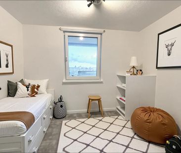 3-Zimmer-Wohnung am Pariser Platz – 2 Balkone & Einbauküche - Photo 4