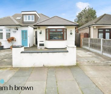 Rainham, ., Essex - Photo 2