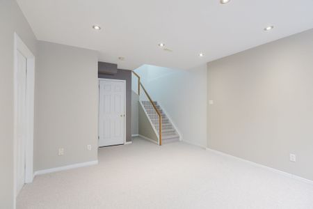 For Lease - 13 Villandry Street, Barrhaven, Ontario - Photo 3