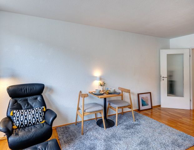 Furnished apartment in Neuhausen - Photo 1