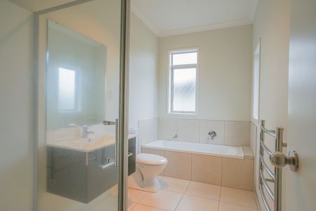 Prestigious Karaka Lakes Living - Photo 3