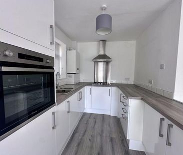 2 bedroom semi-detached bungalow to rent - Photo 1