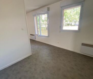 Location Appartement 1 pièce 35m² ANGERS 49000 - Photo 2