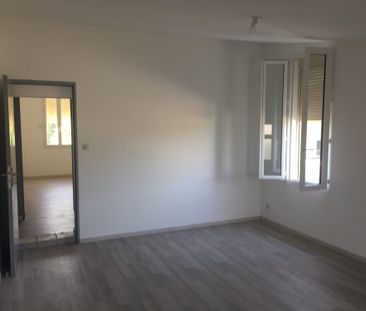 Location Appartement 3 pièces 84m² ST DENIS DE PILE 33910 - Photo 1