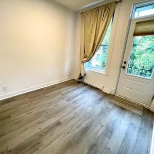 HOMA 3 1/2 complètement rénové à neuf! - Photo 2