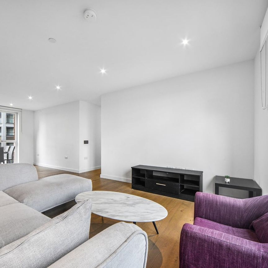 3 Bed Flat, Levy Building, SE17 - Photo 1