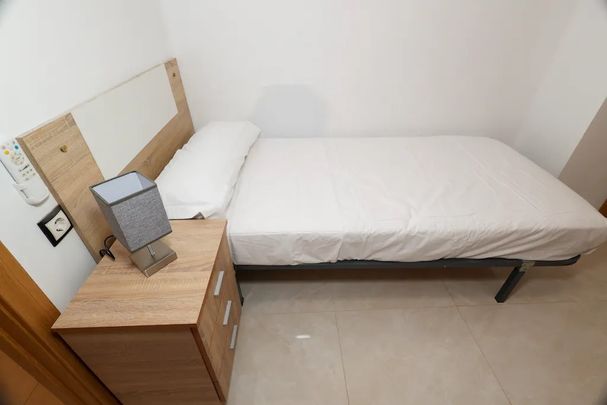 Carrer dEmili Gascó Contell, Valencia, Valencian Community 46022 - Photo 1