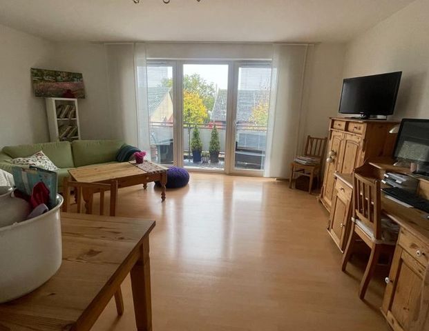 Charmante 1,5-Zimmer-Wohnung mit Balkon, Einbauküche und Stellplatz in zentraler Lage von Lüneburg - Foto 1