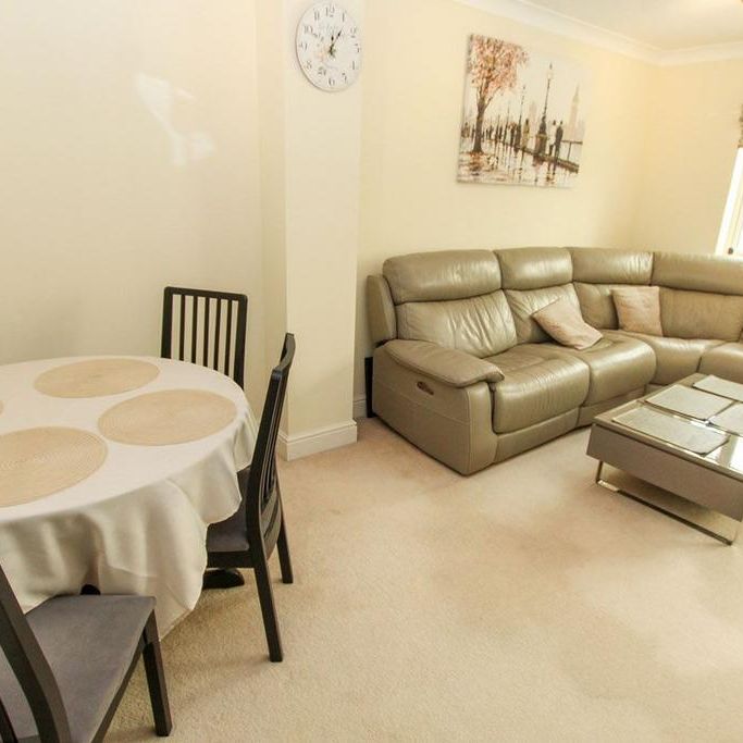 3 bedroom terraced house to rent - Photo 1
