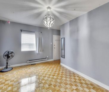 For Lease - 1584 Dundas Street Unit# Apt #2, Toronto, Ontario - Photo 1