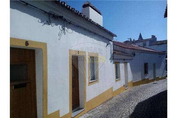 House T1 in Santiago do Escoural, Montemor-o-Novo - Photo 1