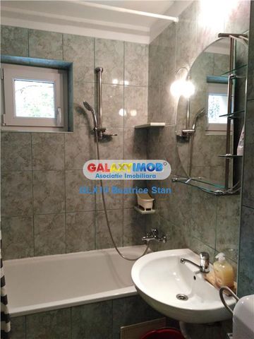 Inchiriere apartament 3 camere Metrou Romancierilor - Fotografie 5