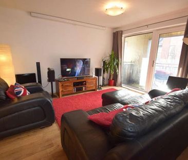 Stretford Road, Hulme, Manchester, M15 - Photo 1