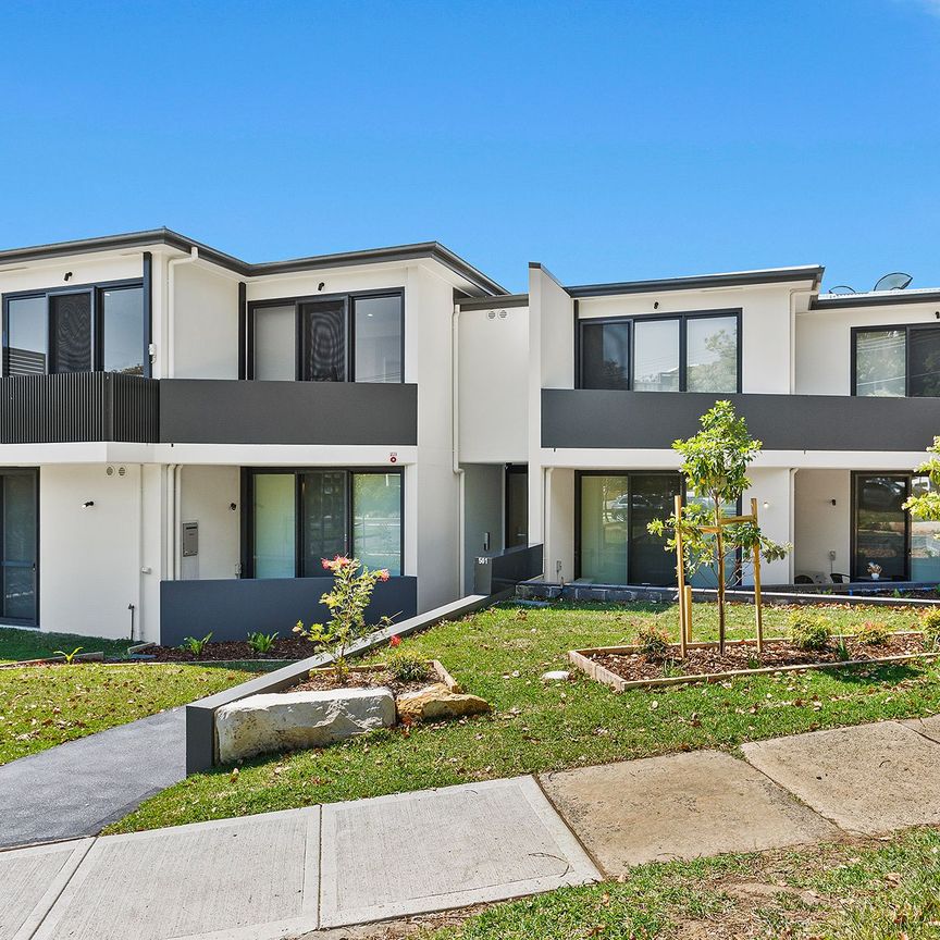 Furnished Studio Apartment - Utilities Included - Photo 1