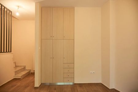 Studio/Γκαρσονιέρα για ενοικίαση Κέντρο (Ζωγράφου) - Photo 4