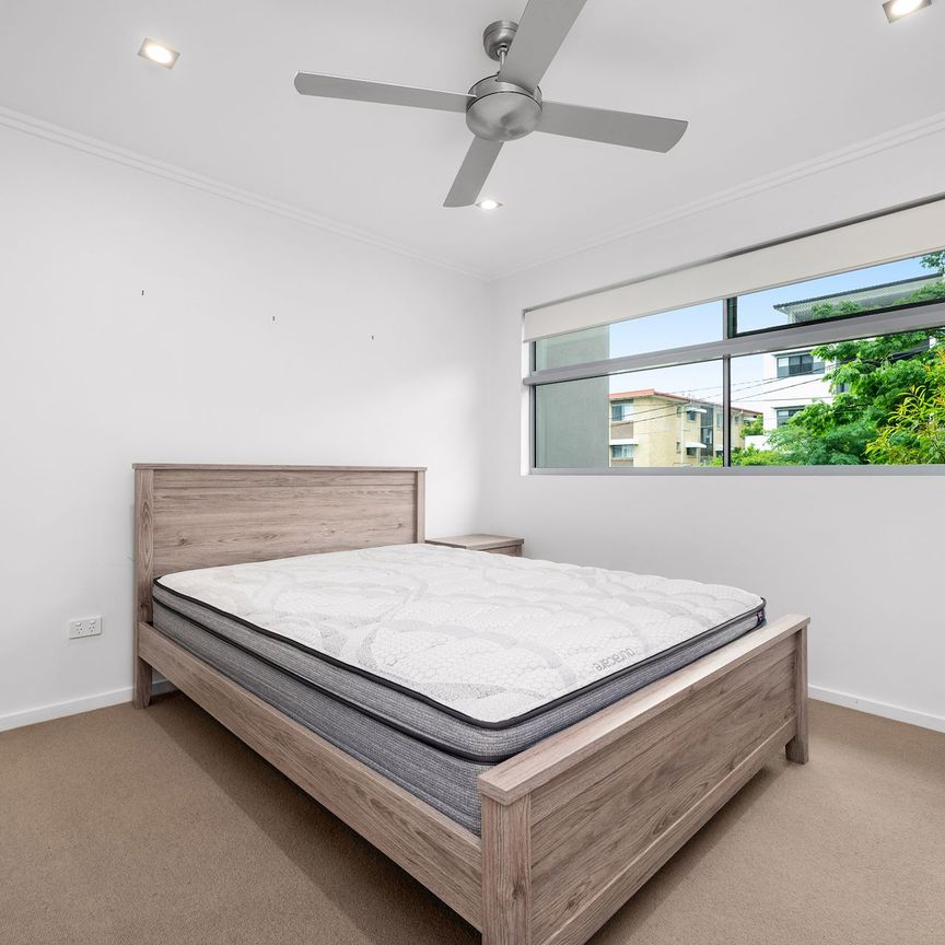 7/24 Haig Street, Coorparoo. - Photo 1