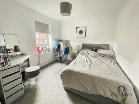 3 bedroom detached house to rent - Photo 4