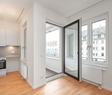 Moderne 1-Zimmerwohnung mit Einbauküche und Loggia - Photo 4