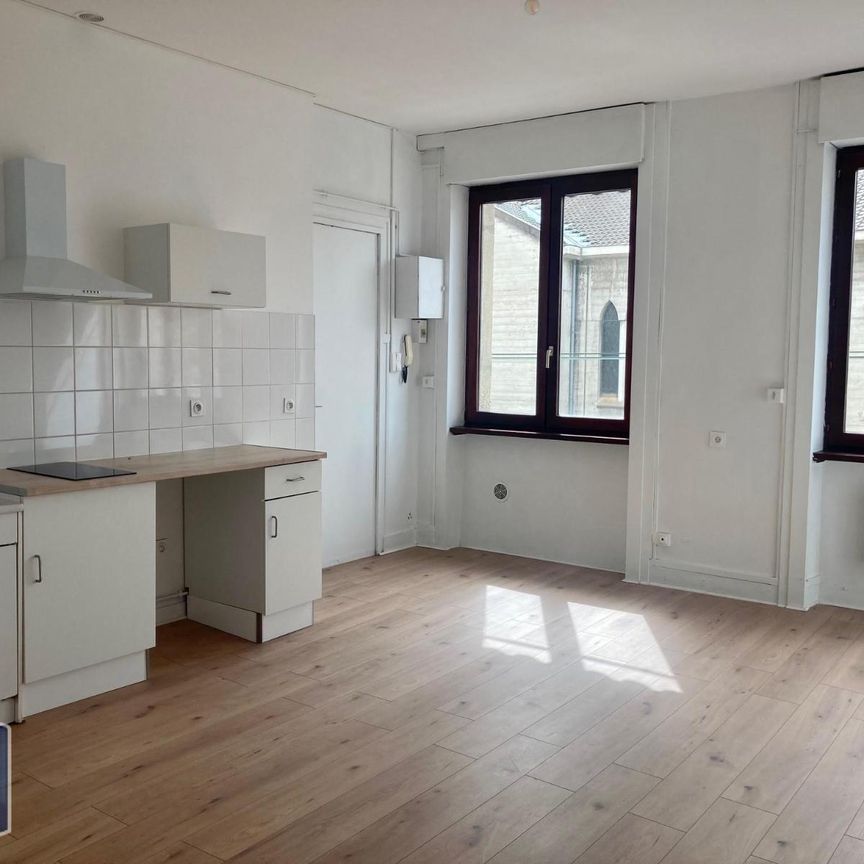 Location Appartement 2 pièces 38m² ST ETIENNE 42000 - Photo 1