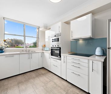 Oversized Living & Leafy Tranquillity in the Heart of Chatswood - Photo 5