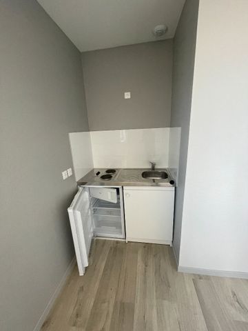 Location appartement 1 pièce, 18.00m², Albi - Photo 2